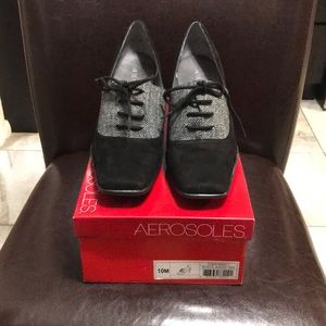 Aerosoles Cincinnati Black Suede Oxfords in Box!